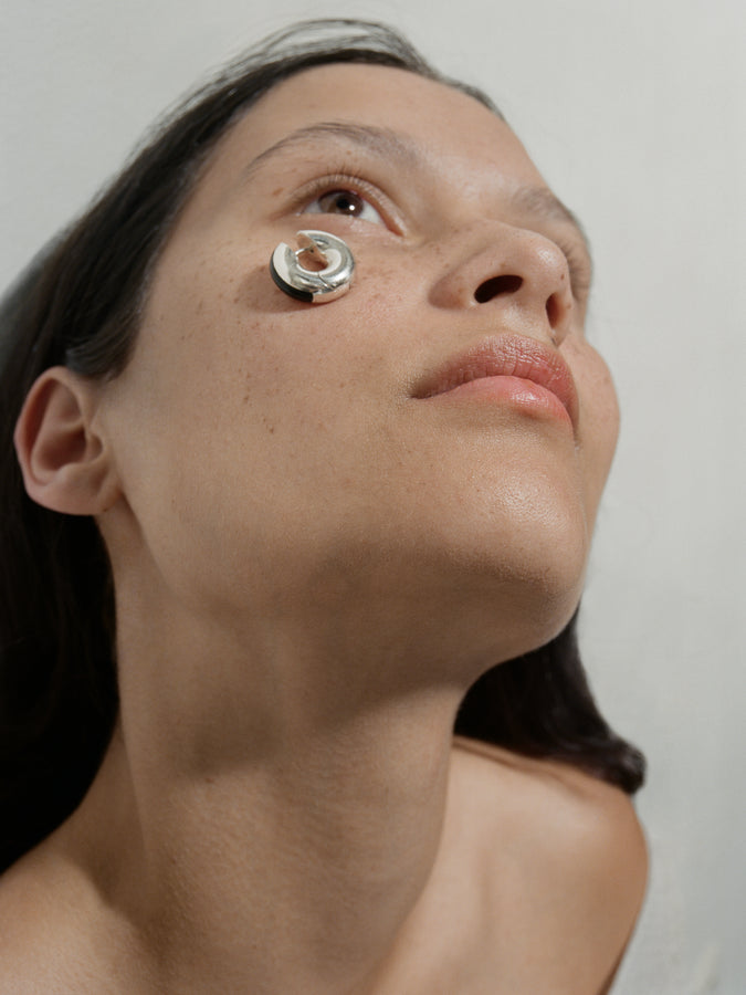 Sculpture Hoops (Onyx Inlay)