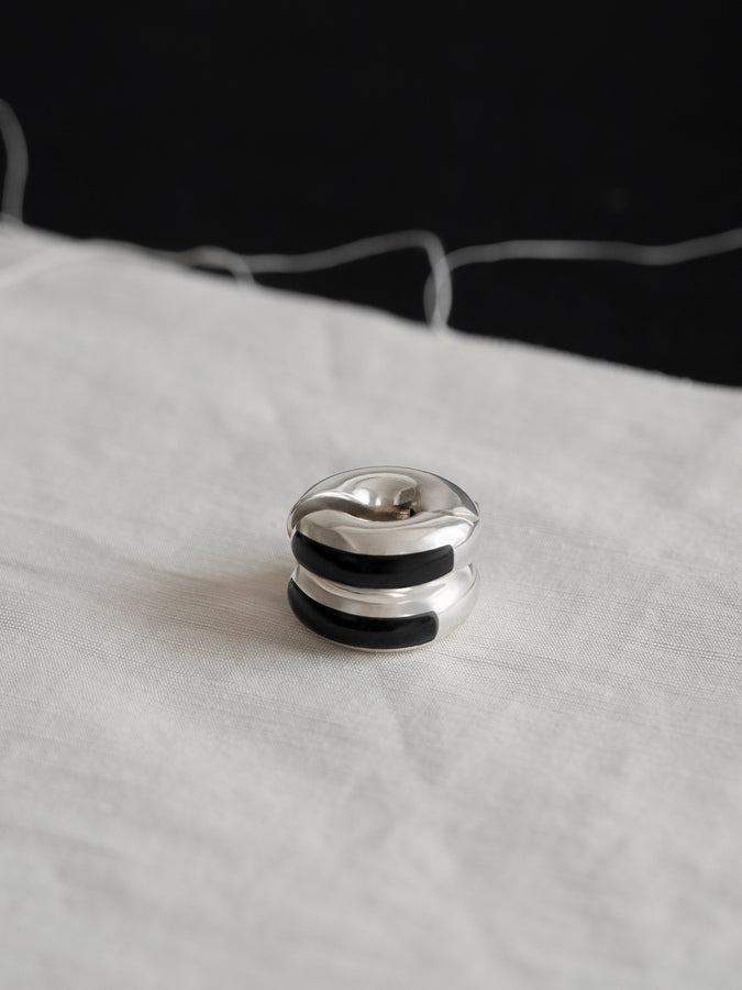 Sculpture Hoops (Onyx Inlay)