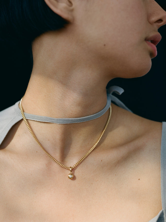 Pearl Form Pendant (Curb Chain)